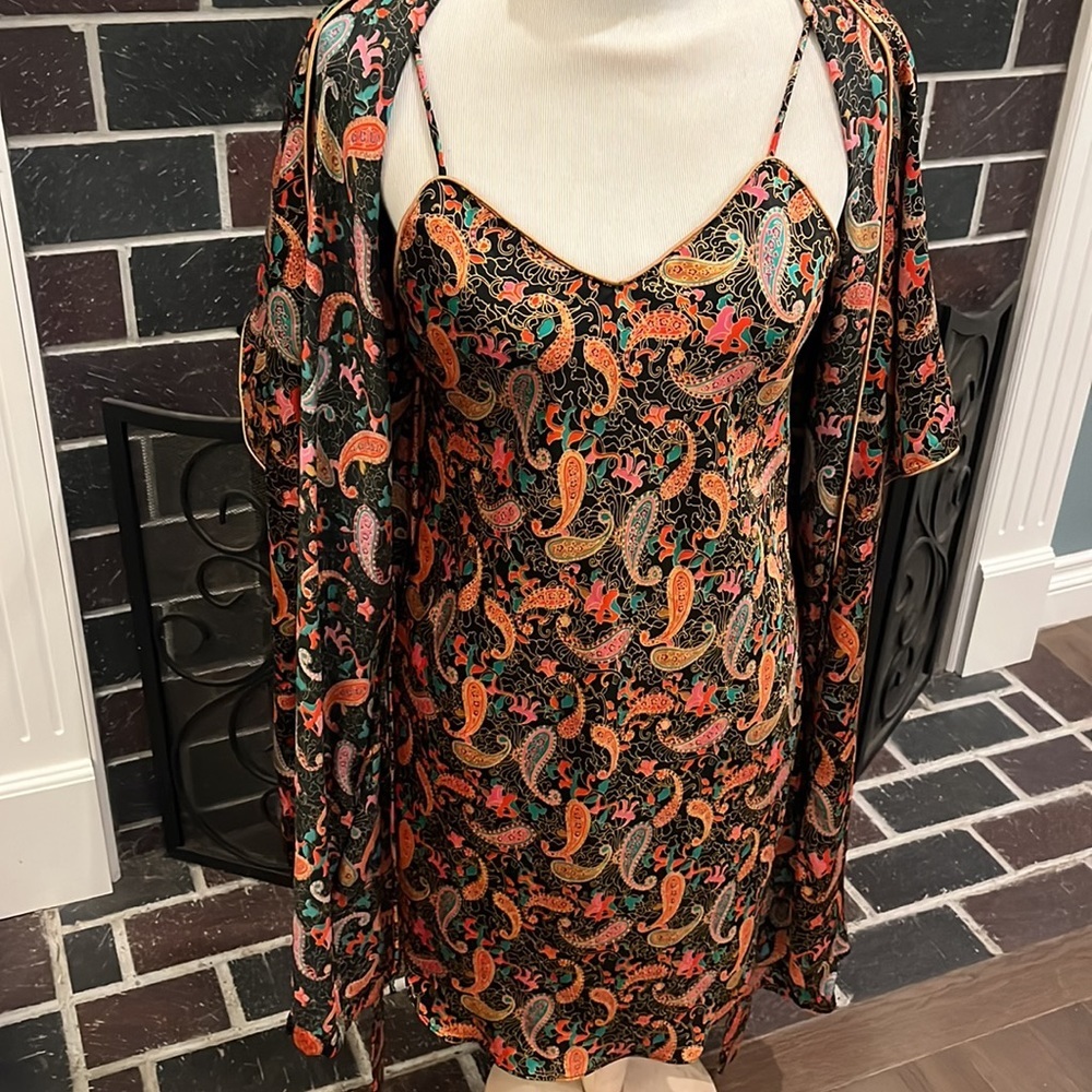 Vintage 70's Barbizon Robe & lingerie Set